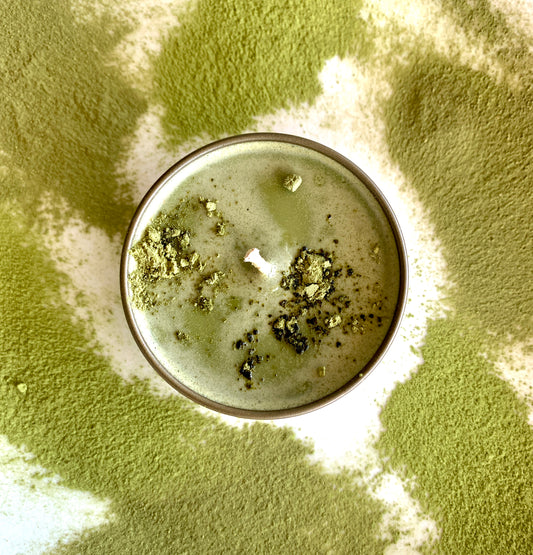 Handcrafted Luxe Green Tea Soy Candle - MATCHA & CHERRY BLOSSOMS ELUXELLA